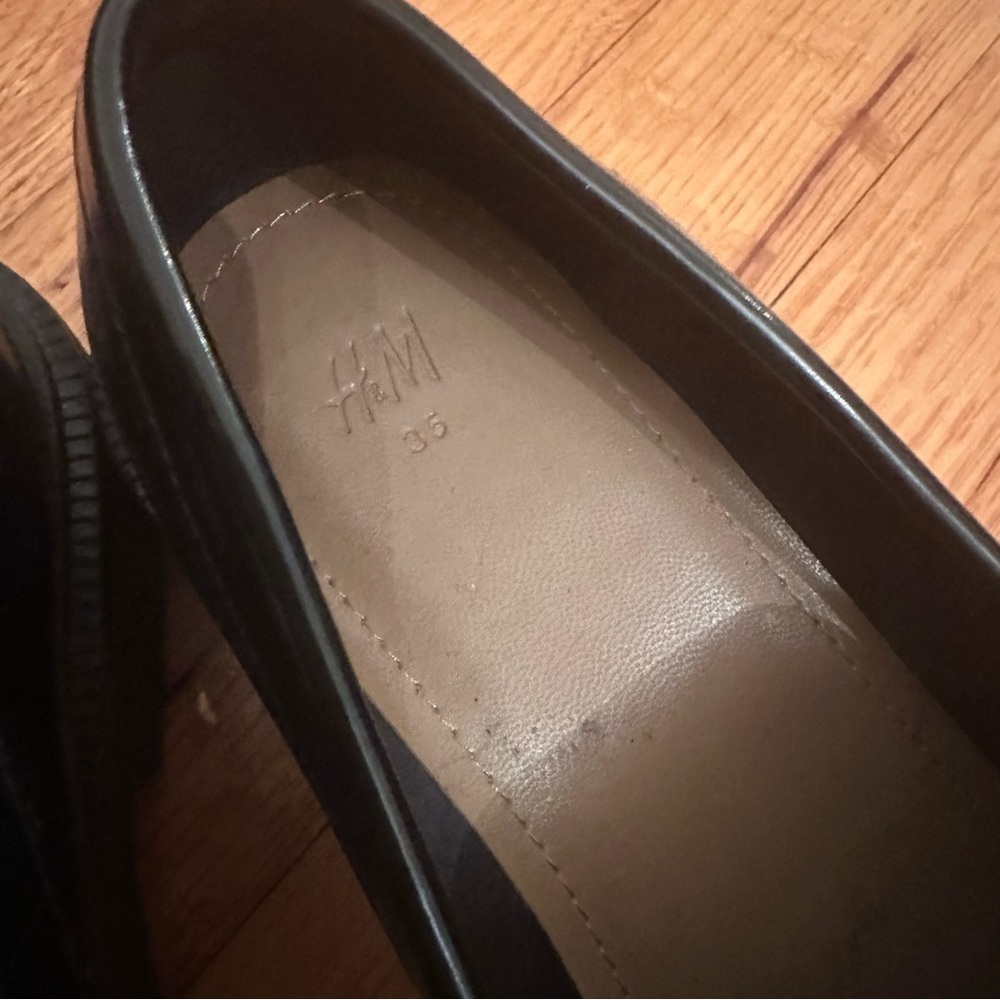 H&M women’s Chunky Black Loafers Size 35 - Picture 7 of 9